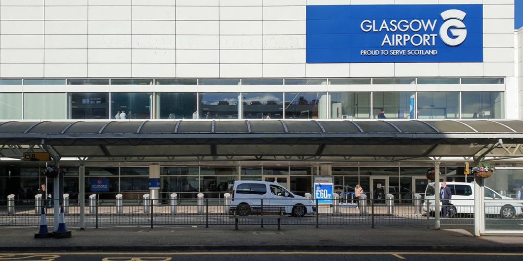 EasyJet Flight Returns to Glasgow after Turbulence Injury