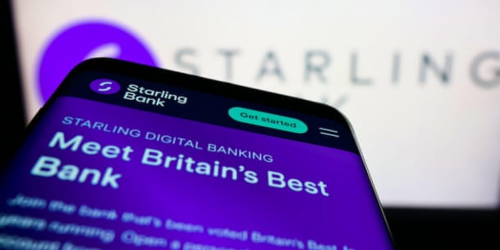 Starling Bank Faces Staff Resignations Over Return-to-Office Policy