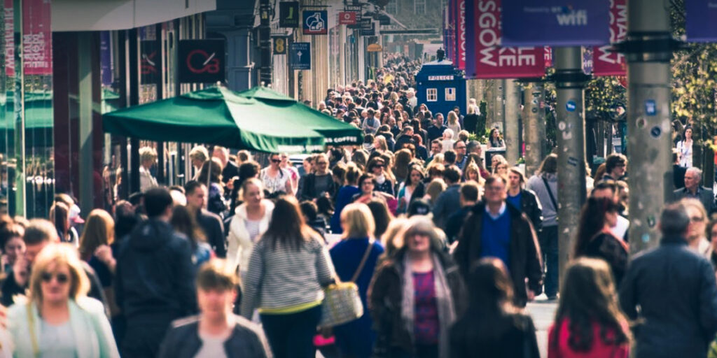 Londoners Earn More in 9 Months Than Scots Do in Year