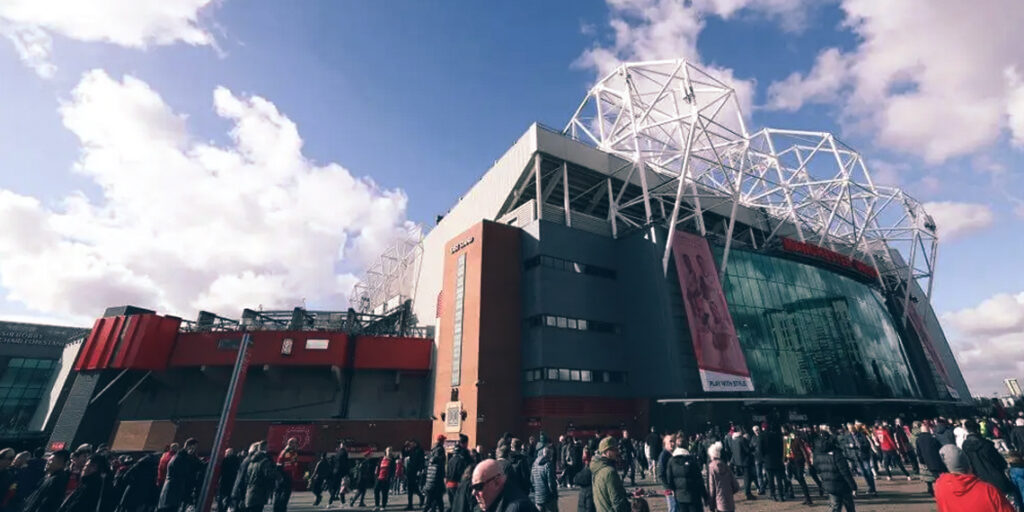 Chancellor Backs Manchester United’s Bold Stadium Plans