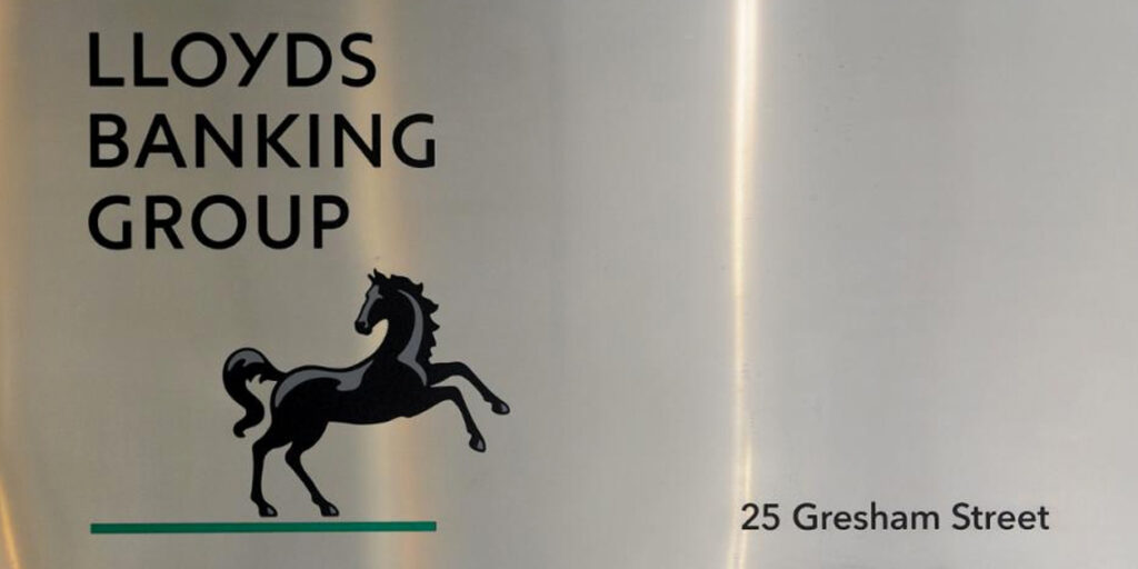 Lloyds Bank Announces Job Cuts