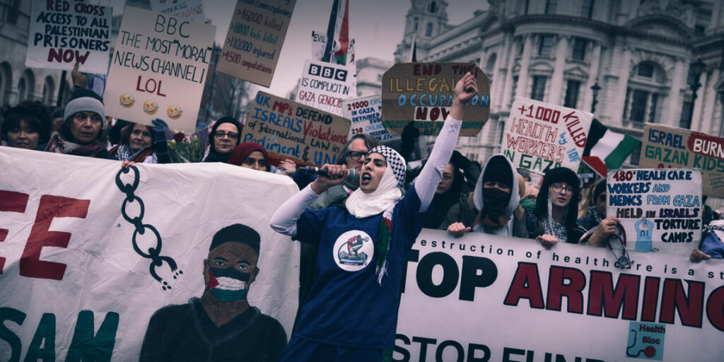 Thousands in London Rally for Ceasefire Between Israel & Hamas