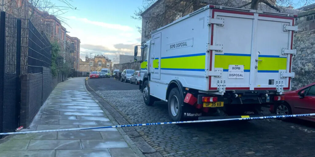 Edinburgh Streets Reopen After Bomb Threat