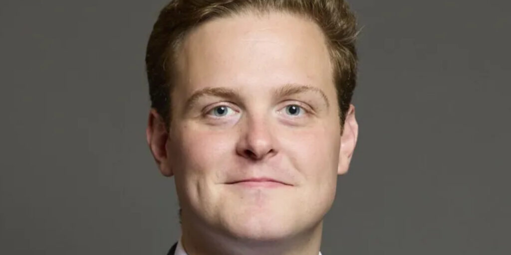 2nd Labour MP Apologises over WhatsApp Comments