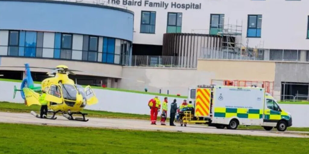 Man Dies & 2 Injured in Crash in Scotland