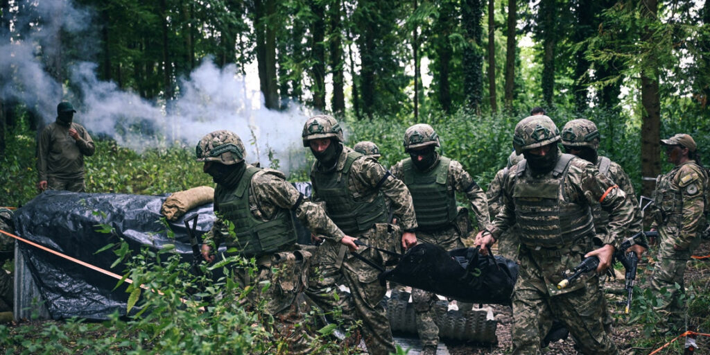 UK Personnel in Ukraine Training Program Reduced by 1,000