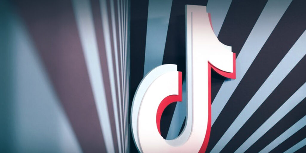 UK Watchdog Investigates TikTok & Reddit Over Child Privacy