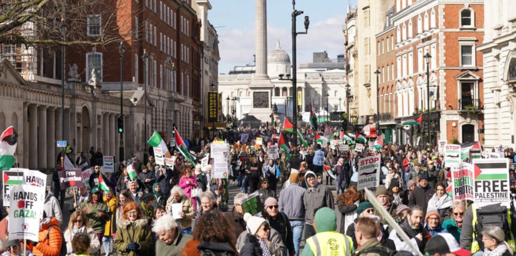 Thousands March in London in Solidarity with Palestine