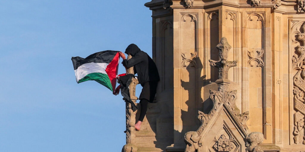 Protester Arrested after Climbing Elizabeth Tower in London