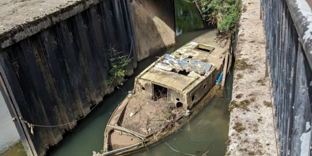 Abandoned Boats in River Avon Cleared to Protect Environment