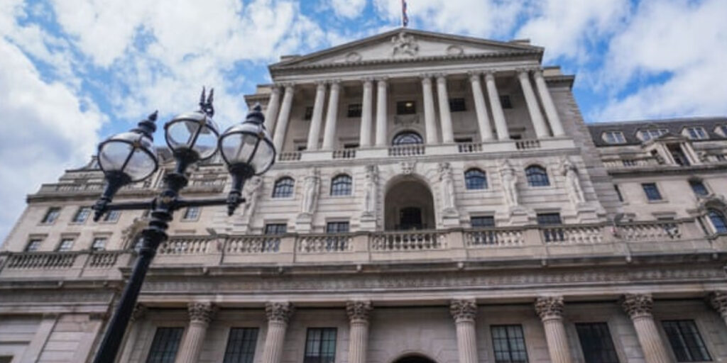 Bank of England Advised to Act Against Economic Shock from US Tariffs Bank of England Advised to Act Against Economic Shock from US Tariffs