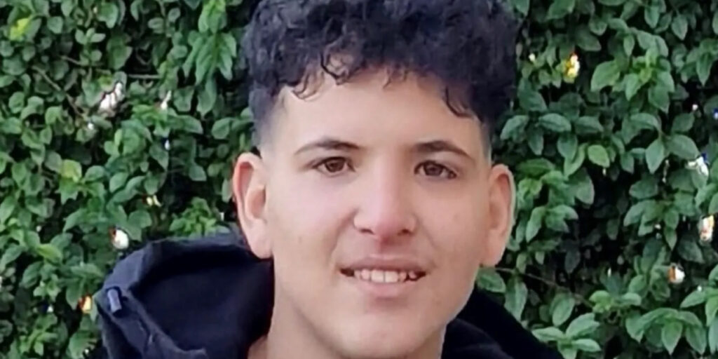 Syrian Refugee Teen Stabbed to Death in UK