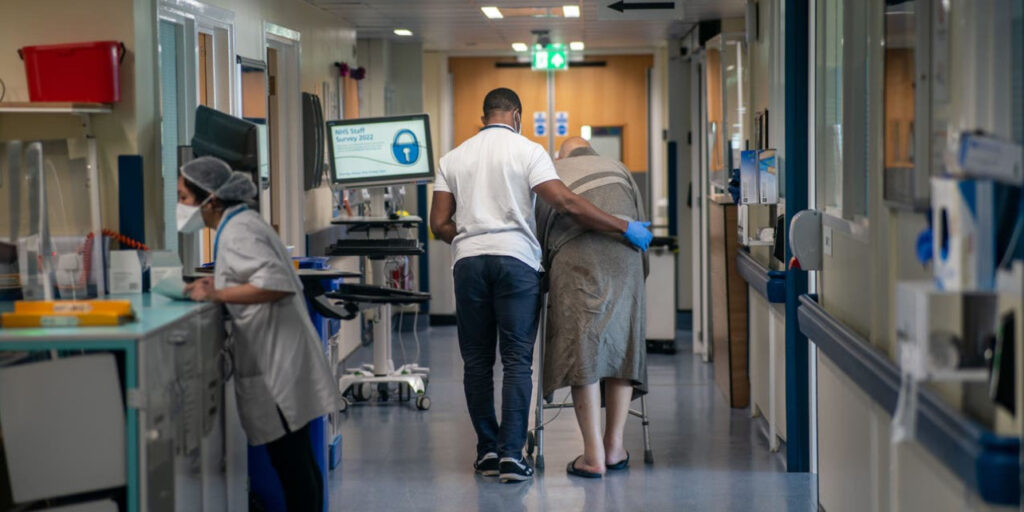 NHS Hits Cancer Diagnosis Target for First Time