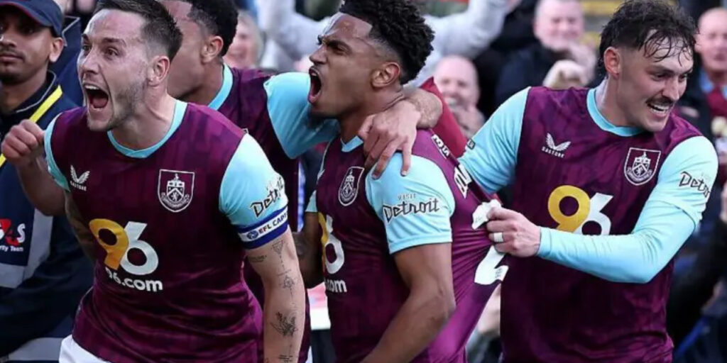 Burnley & Leeds Secure Promotion to Premier League