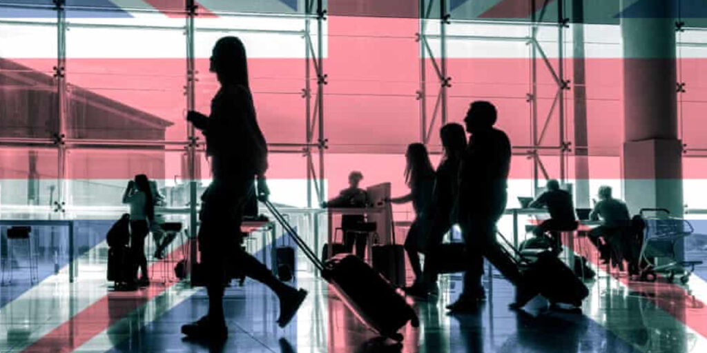 Record Drop in UK Migration