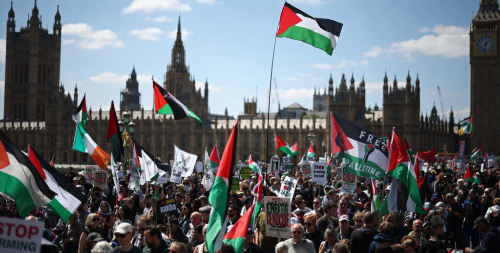 Tens of Thousands Rally for Palestine in UK Tens of Thousands Rally for Palestine in UK