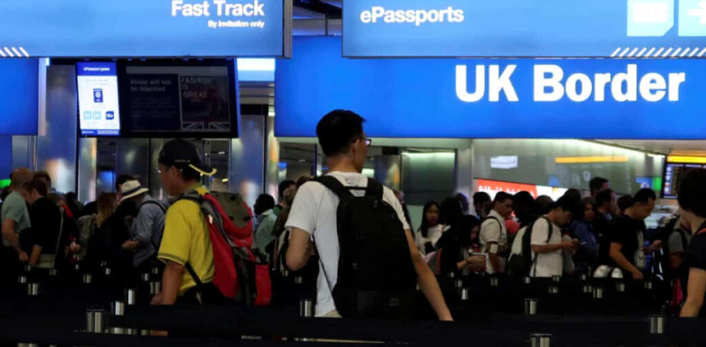 UK Migrants Face eVisa Deadline Crisis