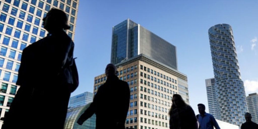Unemployment Rises as Wage Growth Slows Across UK Unemployment Rises as Wage Growth Slows Across UK