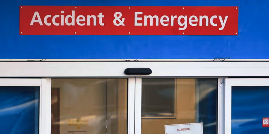 Mental Health Patients Waiting 72 Hours in A&E Mental Health Patients Waiting 72 Hours in A&E