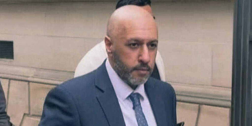 Edinburgh Cop Sentenced for Assaulting 2 Women Edinburgh Cop Sentenced for Assaulting 2 Women