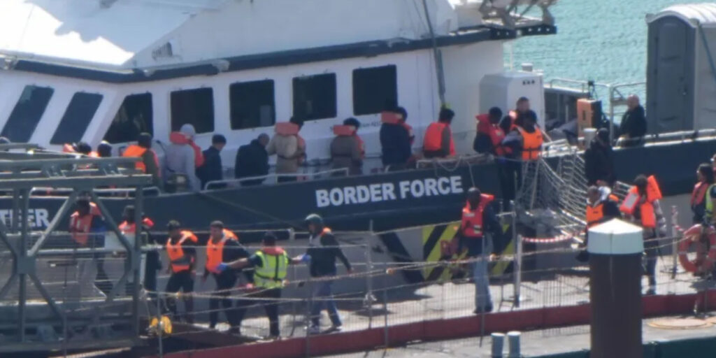 UK Records Highest Daily Migrant Landings at Kent UK Records Highest Daily Migrant Landings at Kent
