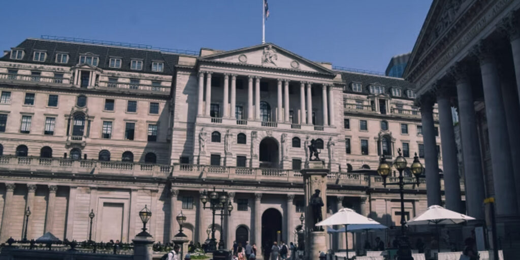 UK Savers at Risk as Inflation Outpaces Bank Rates UK Savers at Risk as Inflation Outpaces Bank Rates