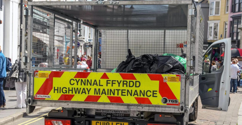 Welsh Councils Face 7% Budget Gap Amid Fears of Job Losses Welsh Councils Face 7% Budget Gap Amid Fears of Job Losses