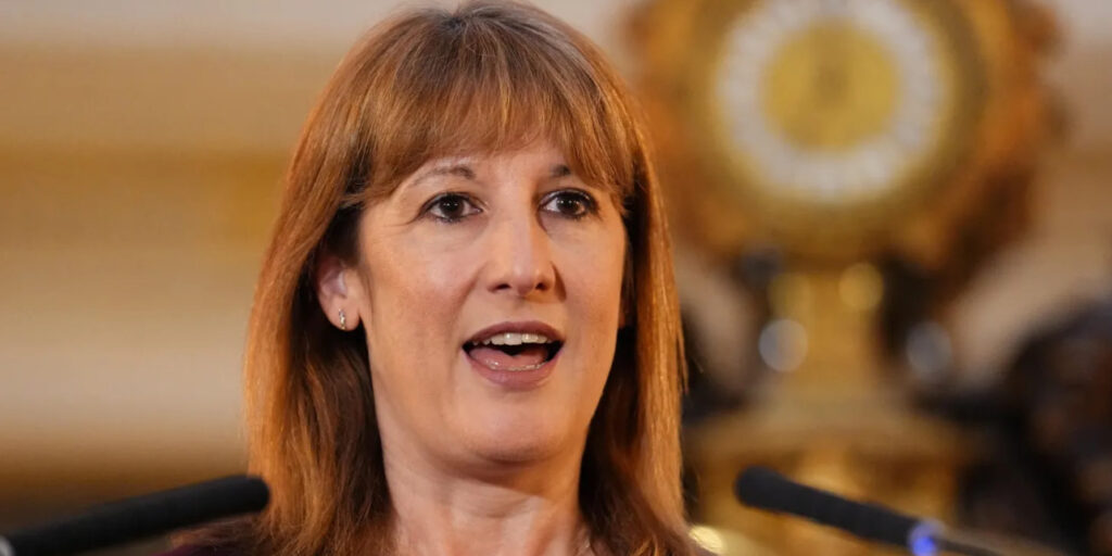 Rachel Reeves Backs EU Youth Migration Deal to Boost UK Economy Rachel Reeves Backs EU Youth Migration Deal to Boost UK Economy