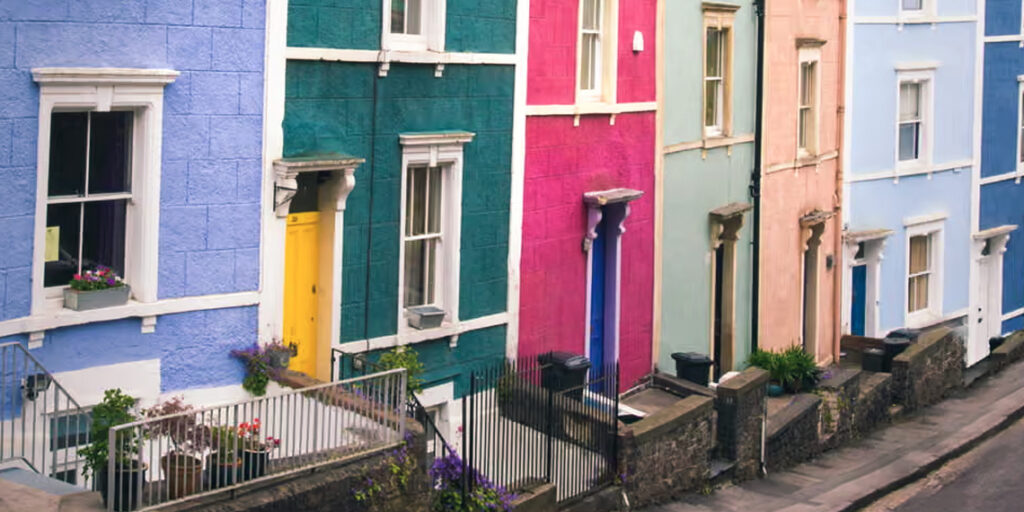 Rising Mortgage Rates Push Down UK House Prices Rising Mortgage Rates Push Down UK House Prices