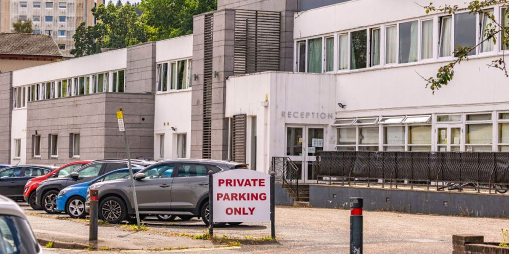 300 Asylum Seekers to be Housed in Scottish Army Barracks