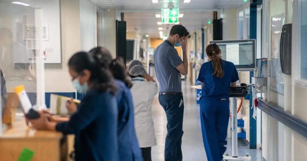 NHS Warned End-of-Life Care Crisis Is Growing NHS Warned End-of-Life Care Crisis Is Growing