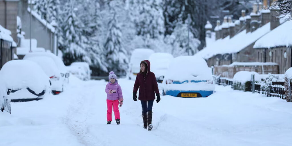 Snow Causes UK School Closures