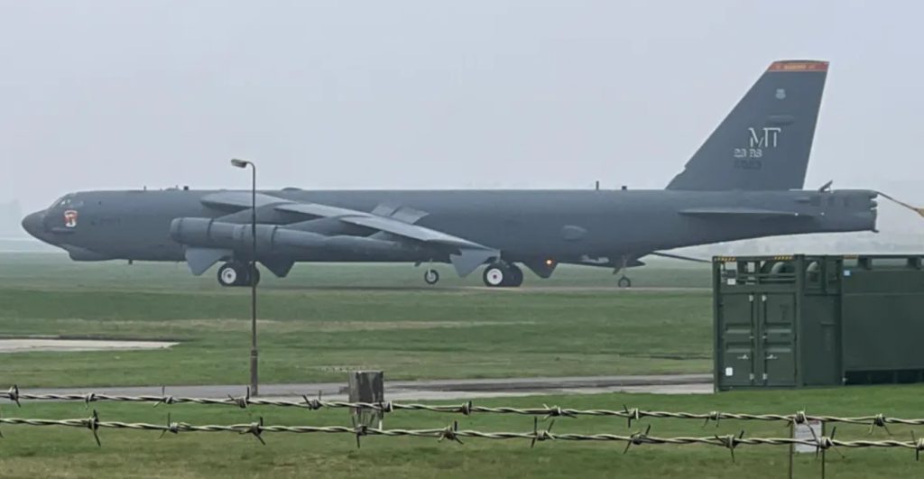 US Bombers Arrive in UK During Iran Tensions