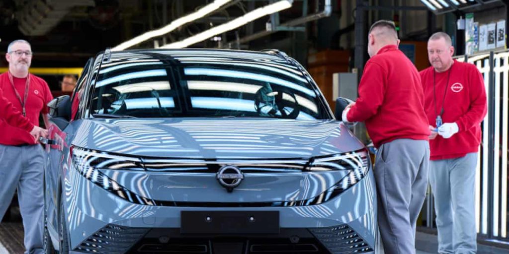 Car Production in UK Hit by Falling Global Demand