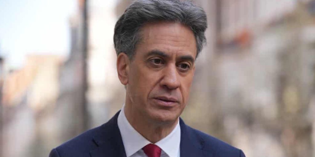 UK Examines Naval Deployment to Reopen Hormuz UK Examines Naval Deployment to Reopen Hormuz