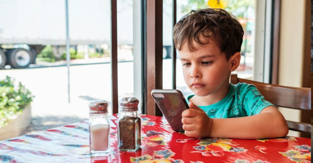 UK Issues New Screen Time Guidance for Children UK Issues New Screen Time Guidance for Children
