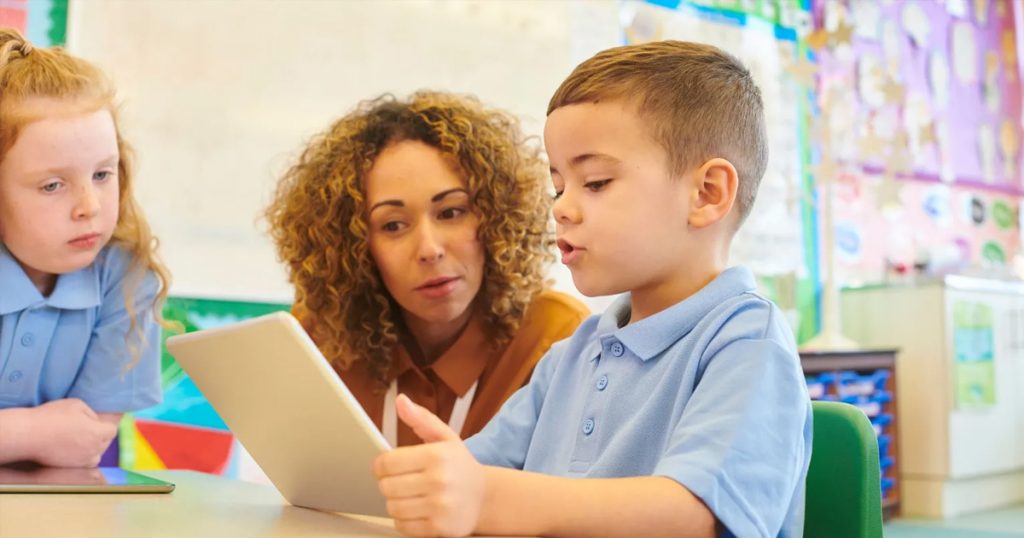 Stormont Examines New Education Reform Plans