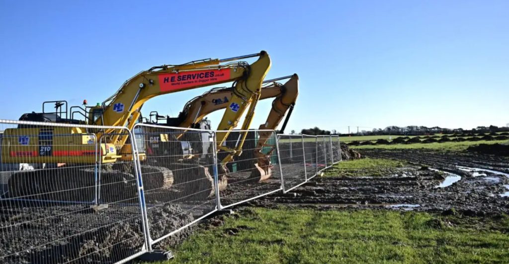 Labour Tax Hikes Threaten UK Construction Sector Labour Tax Hikes Threaten UK Construction Sector
