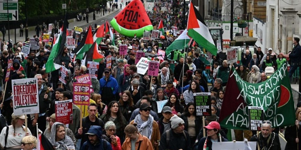 250,000 Protest for Palestine in London 250,000 Protest for Palestine in London