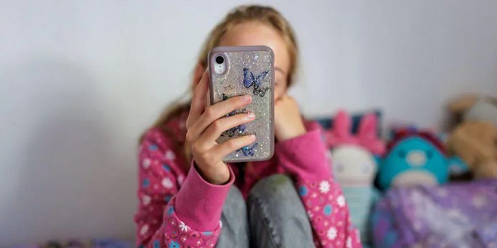 UK Regulator Warns of Child Safety Risks Online UK Regulator Warns of Child Safety Risks Online