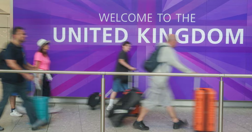 UK Migration Numbers Hit Lowest Since 2021 UK Migration Numbers Hit Lowest Since 2021