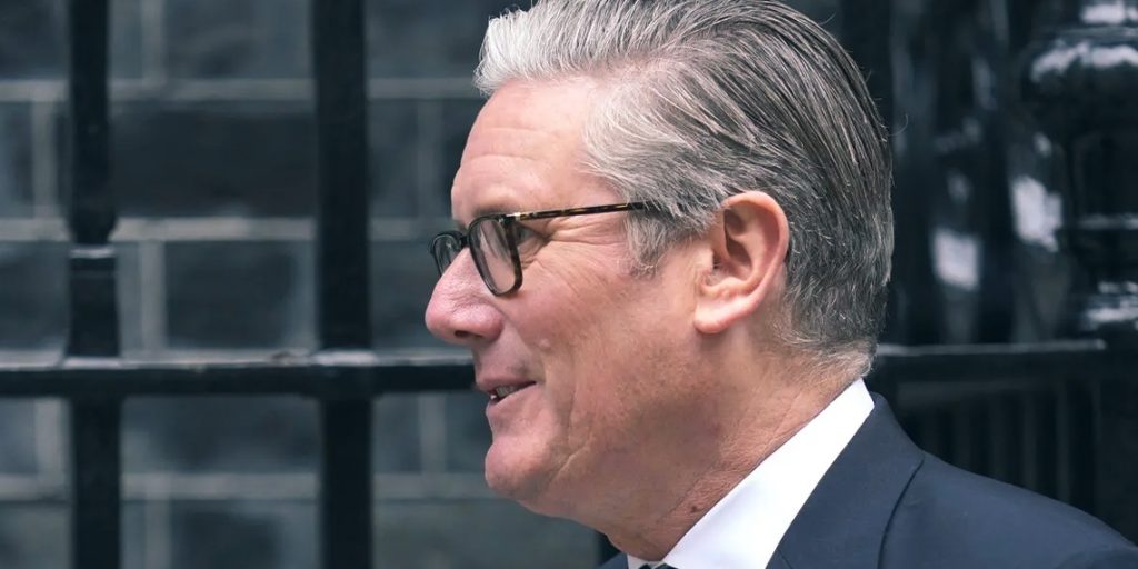 UK Boosts Ukraine Support with Uranium Deal
