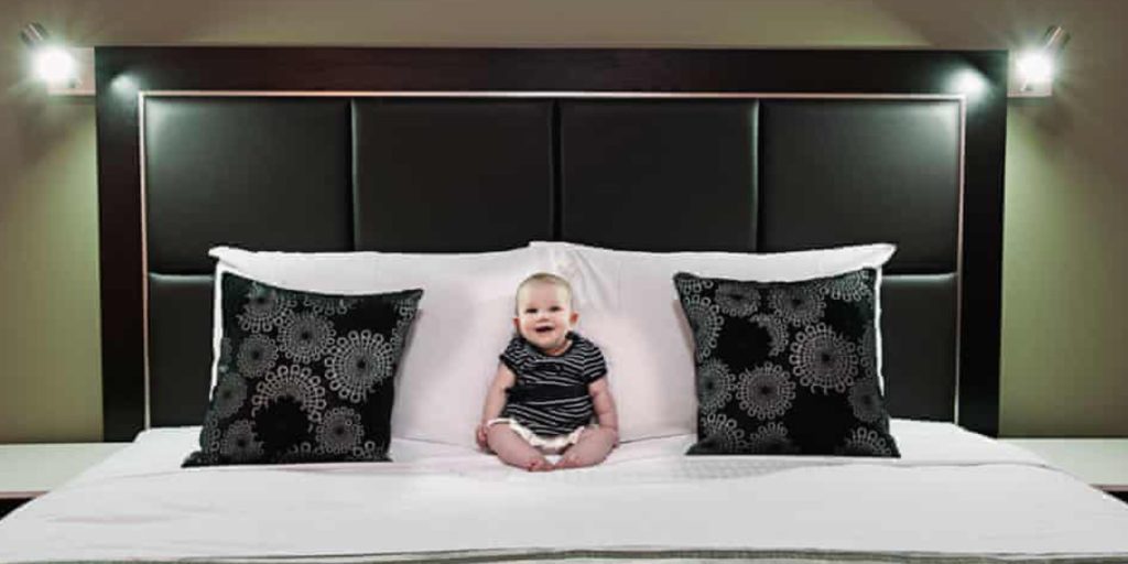 Families Book Hotels To Escape UK Heatwave